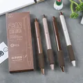Juego de 4 bolígrafos de gel marrón con agarre suave, tinta de secado rápido y esponja - 0.5mm / Café Rico (Caja de 4)