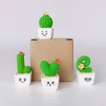 Schattige harscactus "LOVE" beeldjes in witte potten voor bureau of auto - Mini Love Set (l Hoogte 45 Cm/opp-zak En Kraftpapieren Doos)