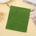 Green velvet drawstring pouch for jewelry storage and gift packaging - Green; 5*7cm
