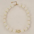 Collier ras du cou bohème en perles de résine blanche avec pendentif éléphant doré - Style B - Blanc