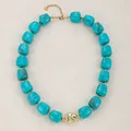 Collier bohème avec perles cubes en résine turquoise et détails dorés. - Type B-Turquoise