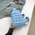 Borsa a tracolla trapuntata in nylon celeste leggera da donna borsa casual estiva sportiva - Blu