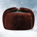 Vue détaillée de la doublure en peluche épaisse et des protège-oreilles de la toque - Taille unique / Brun/Vert Armée