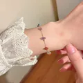 Elegantes Armband aus feiner Goldkette mit bunten unregelmäßigen Kristallsteinen - Einlagiges Bruchstein Armband