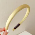 Serre-tête rembourré jaune élégant avec étiquette fait main pour coiffure chic - Jaune Lisse
