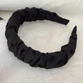 Serre-tête en éponge noir froncé avec nœuds brodés pour effet volumisant - Style Plissé Nœud Noir