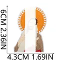 Detailansicht des gestickten Jesus-Aufnähers mit Maßen von 6 cm x 4,3 cm für Kleidung - Jesus Stil 10