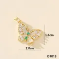 Elegante ciondolo a farfalla con zirconi micro-pave, larghezza 2,0 cm, finitura oro - Farfalla (D5001JBB)