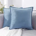 Zachte blauwe fluwelen kussenhoezen met rand voor stijlvolle bankdecoraties thuis - Meer blauw