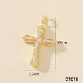 Elegante ciondolo a croce placcato oro con zirconi micro-pavé, misura 3.5x2.2cm - Croce (D1018)