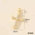 Elegante ciondolo a croce placcato oro con micro pavé di zirconi, 3,4 x 2 cm - Croce (D1029)