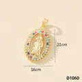 Ciondolo religioso in zircone micro-pavé con pietre colorate, misura 2,1x1,6 cm - Vergine Maria (D1060)