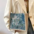 Bolso tote pequeño de tapiz floral azul con asas de yute - Estilo con Cremallera Azul