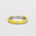 Eleganter minimalistischer gelber Emaille-Stapelring mit funkelnden Zirkonia-Steinen - Größe 6 / Gelb