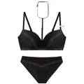Elegantes schwarzes Spitzen-Dessous-Set mit Stickerei und abnehmbarem Choker-Riemen. - 75A / Schwarz