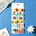 Detalle de 12 pinzas para el pelo con dibujos escolares en tarjeta - Serie de papelería para el regreso a clases