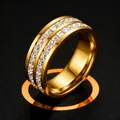 Anillo de acero inoxidable dorado con doble fila de cristales cuadrados transparentes - US 5 / Doble Fila Piedra Cuadrada / Dorado
