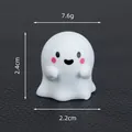 Cute white resin ghost miniature with dimensions 2.4cm by 2.2cm and weight 7.6g - Christmas Series / Bald Ghost / Solid Color