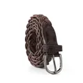 Detalle de cinturón trenzado marrón para mujer con hebilla de metal oscuro - 105cm / Café