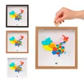 Decoratieve houten China kaart schaduwdoos spaarpot voor reistickets en herinneringen - Kaart van China - DIY Kleurrijke Stijl (Inclusief 8 verven) / 15x15cm / Natuurlijke houtkleur