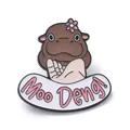 Broche créative en émail dessin animé Moo Deng bébé hippopotame avec une fleur rose - Style Hippopotame Moo Deng (JEWB-E041-09EB-05)