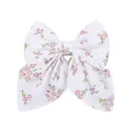 Pinza para el pelo con lazo blanco de cola de milano y delicado estampado floral - Blanco con pequeñas flores rosas (2)