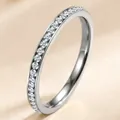 Eleganter silberner Edelstahlring für Damen mit funkelnden kleinen Kristallen im Eternity-Stil - Größe 5 / Vollkreis-Strass (36-B-2) / 2,0mm Breite / Stahlfarben