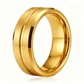 Bague minimaliste de 8mm en acier inoxydable doré avec finition brossée et rainure - Taille 7 / Or
