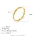 Vista dettagliata dell'anello in acciaio inossidabile placcato oro 18K con misure - US 6 / Oro