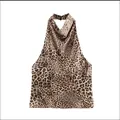 Vista dettagliata di un top a lupetto in raso con stampa leopardata elegante donna - XS / Stampa leopardata