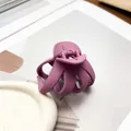 Grande molletta per capelli opaca viola con design a otto punte per acconciature alte. - Borgogna
