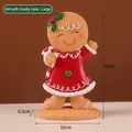 Figurine de Noël mignonne fille en pain d'épice en robe rouge avec dimensions - Fille en Pain d'Épices Peinte avec Canne (7142H-0202) / Grand (20x10cm)