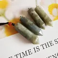 Colonnes de cristal hexagonal en pierre naturelle pour pendentifs tissés - Pierre Naturelle de Couleur Unique / Labradorite