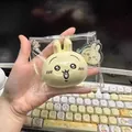 Gele konijnvormige squishy stressverlichtend speelgoed in een draagbaar zakje - Usagi (PVC Zak)