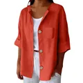 Dettaglio di una camicia in cotone e lino terracotta con grandi bottoni in legno - S / Arancione