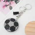 Porte-clés ballon de foot en strass élégant avec un pompon noir et anneau argenté - Football Type 1