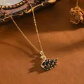 Elegante collana con ciondolo a cigno con zircone nero marquise in oro. - Collana T064 Cigno Nero Oro