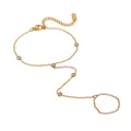 Bracelet de main élégant en acier inoxydable plaqué or 18K avec pierres claires serties - Style 5 Strass Ronds (B0768) / Or