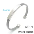 Bracelet jonc en maille d'acier inoxydable avec plaque brossée gravable en argent. - Bracelet Ouvert en Maille Minimaliste / Diamètre Intérieur Env. 64x6mm / Couleur Acier (KB146617-KLHQ)