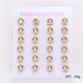 Detailansicht von 24 Paar vergoldeten Edelstahl-Ohrsteckern mit klarem Zirkonia-Stein - 48 Stück/Packung (Mittel) / Gold