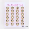 Detailansicht von 12 Paaren vergoldeter Edelstahl-Ohrstecker mit runden Zirkonia - 24 Stück/Packung (Groß) / Gold