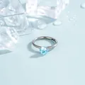 F136 medisch titanium clicker ring met een schitterende 4 mm lichtblauwe zirkoon edelsteen - 4mm Zirconia Stijl (A1453-8) / 10mm Binnendiameter (Enkel Stuk) / Licht Zeeblauw
