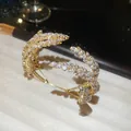 Bracciale a foglia placcato oro di lusso con cristalli scintillanti, design esagerato - Stile Strass con Foglie Incrociate (82#) / Oro