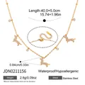 18K vergulde roestvrijstalen ketting met luxe strass teckelhanger en subtiele kralen. - Teckel Stijl (JDN0211156)