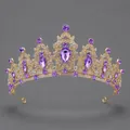 Vintage gouden bruidsdiadeem met elegante paarse kristallen en sprankelende strassteentjes - KC Goud + Paarse Strass