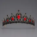 Elegante vintage bruidstiara met zwarte strasstenen en grote rode druppelkristallen - Antiek KC Goud + Rode Strass
