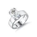 Classic S925 sterling silver ring featuring a large 8x12mm ice-cut oval zircon stone - Size 5 / Silver