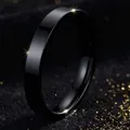 Minimalistische zwarte roestvrijstalen bandring met hoogglans gepolijste afwerking voor dames - Maat 7 / Binnen Gebogen Vlak Oppervlak Spiegel / 4mm Breedte / Zwart
