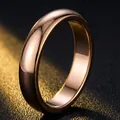 Minimalistischer roségoldener Edelstahl-Ring mit hochglanzpolierter Spiegeloberfläche - Größe 7 / Roségold (4mm)