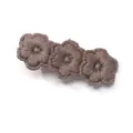 Handgefertigte braune Stoff-Haarspange mit drei bestickten Gänseblümchen für Mädchen - Drei Blumen (6274679819395)